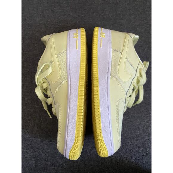 Nike Air Force 1 LV8 (GS) Shoes Size 5.5Y Citron Tint Style - Picture 12 of 16